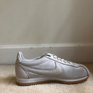 Nike Shoes - light gray nike cortez Nike Shoes - light gray nike cortez